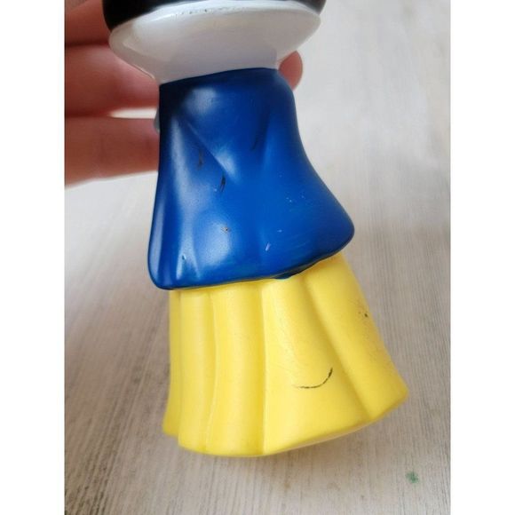 Snow White Princess bath toy Disney Pixar toy figure - Picture 6 of 8